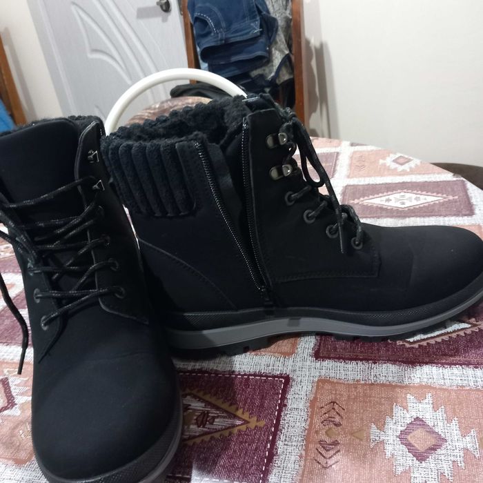 Дамски боти номер40