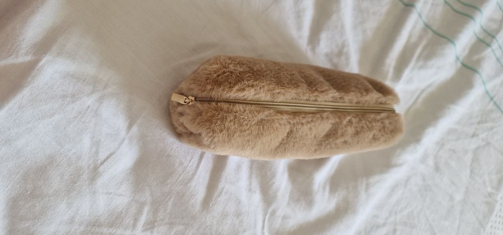 Новый меховой пенал