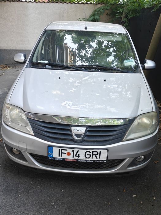 Vând Dacia Logan 1.6 , 16V benzina an 2011