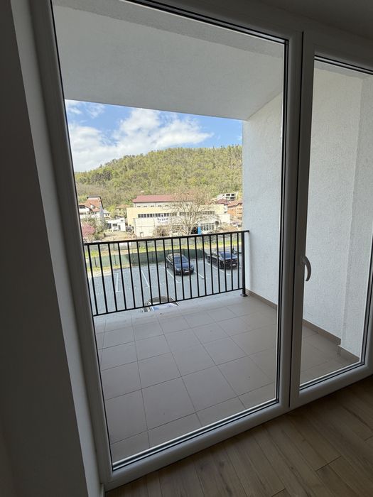 Apartament doua camere+loc de parcare Rm Valcea