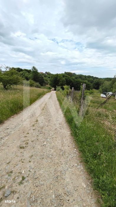 Teren Intravilan 977 mp de Vanzare in Cisnadioara – Locatie de Poves