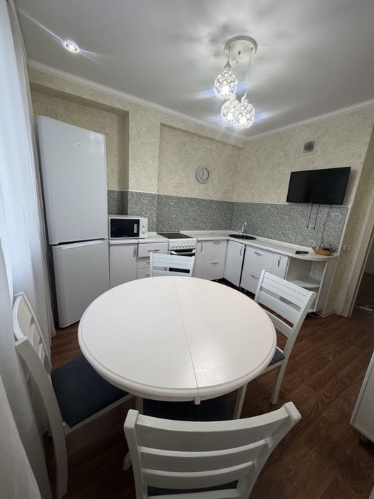 Двух комнатная квартира на 6 микро районе