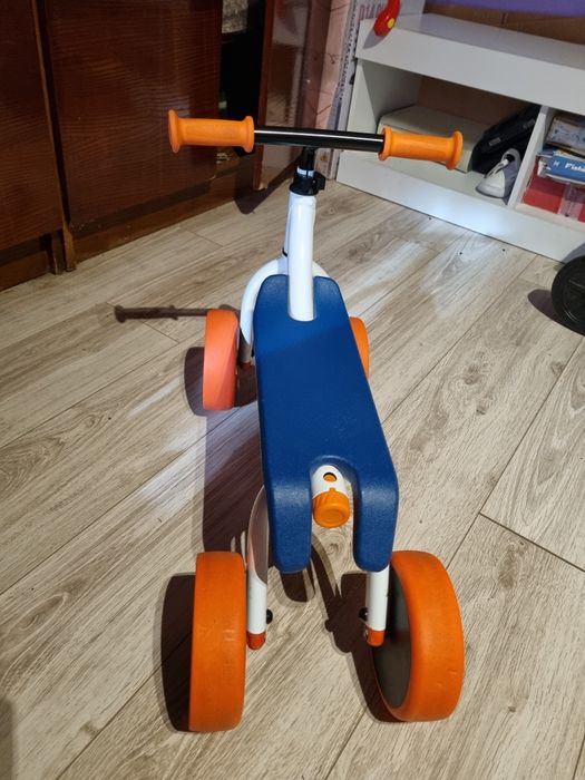 Tricicletă fără pedale BTWIN