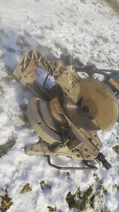 De vânzare circular,devvalt și telefon