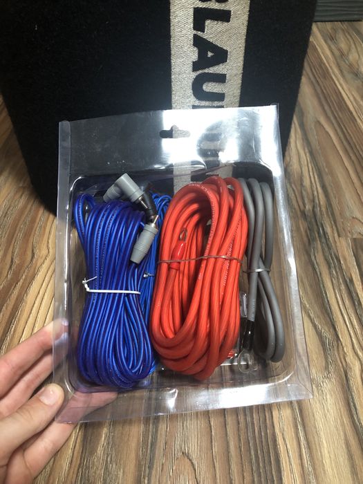 Subwoofer Blaupunkt si Statie Crunch