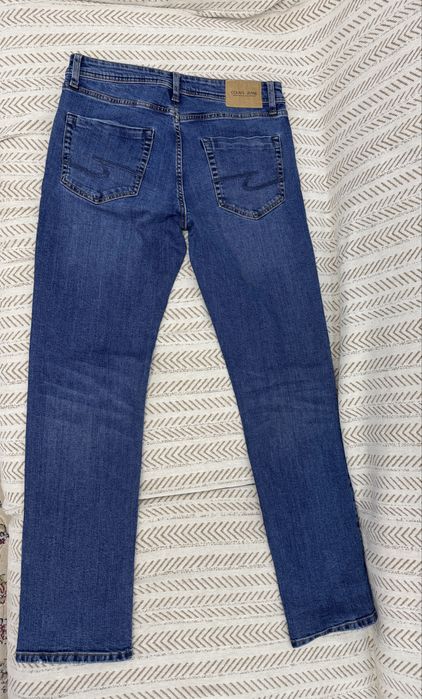 Джинсы прямые Colin’s