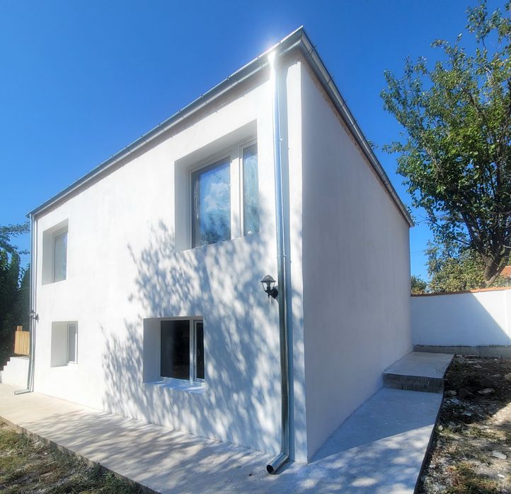 Продава се Къща в Първомай - 110 кв.м за 418 €/кв.м - Снимка #14