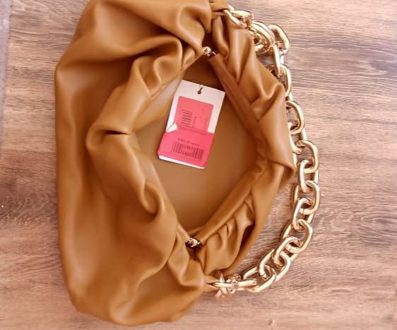 Новая  сумка горчичный цвет