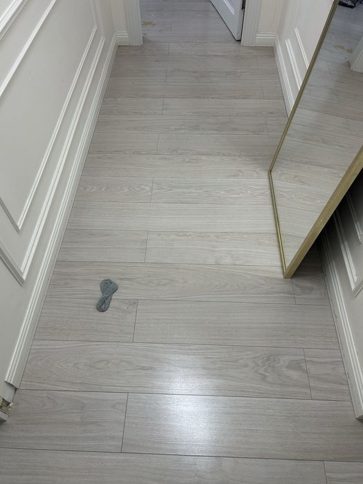 Продам ламинат Б/У 33 класс
