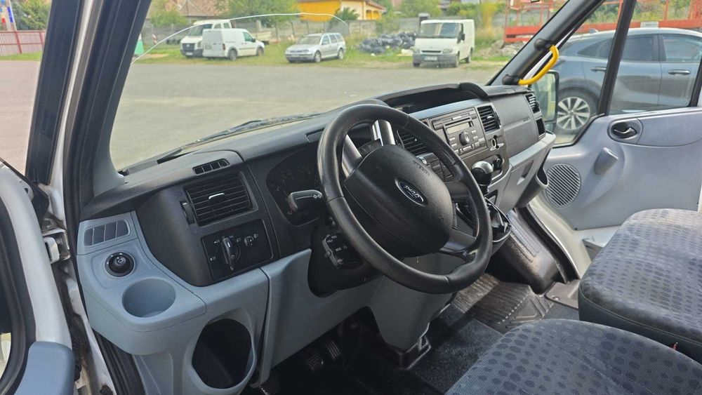 Ford Transit Furgon