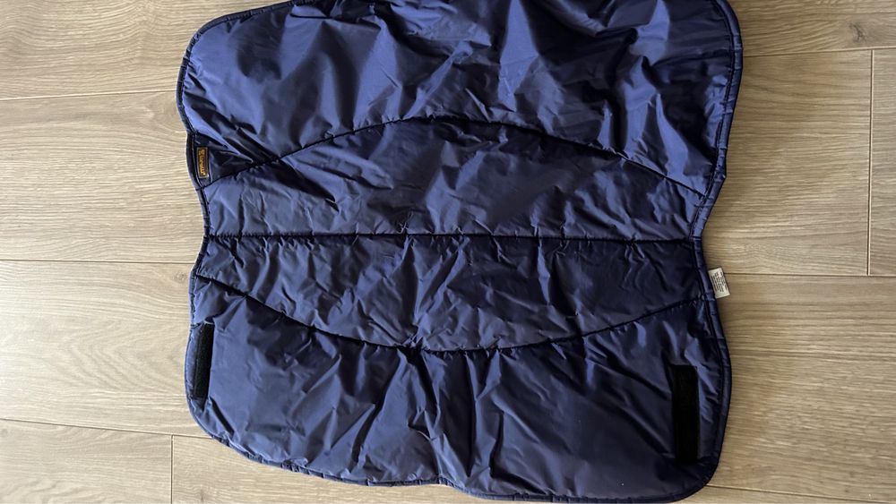 Кенгуру + зимно чувалче + протектор за ръце