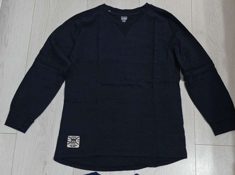 Bluze cu mâneci lungi pentru copii, marimea 140. Ambele 35 lei