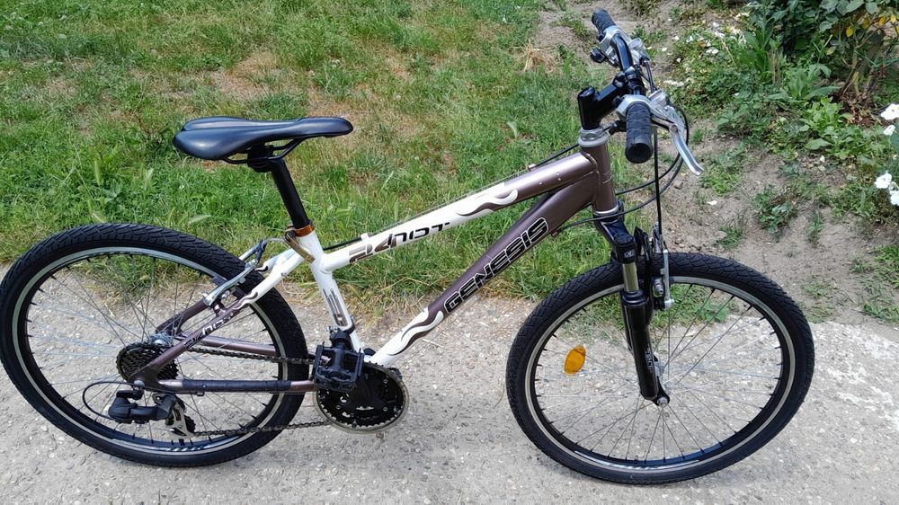 Bicicleta mountainbike copii (9-14 ani) Genesis, 24 Inch, Aluminiu, 24 viteze, Shimano