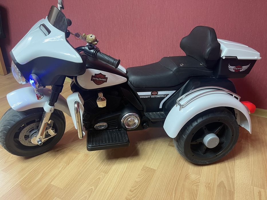 Мотоцикл детский Harley Davidson