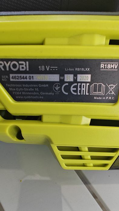 Aspirator auto, aspirare uscata, Ryobi R18HV-0, 20 W, 18 V, filtru HEPA, cu încărcător