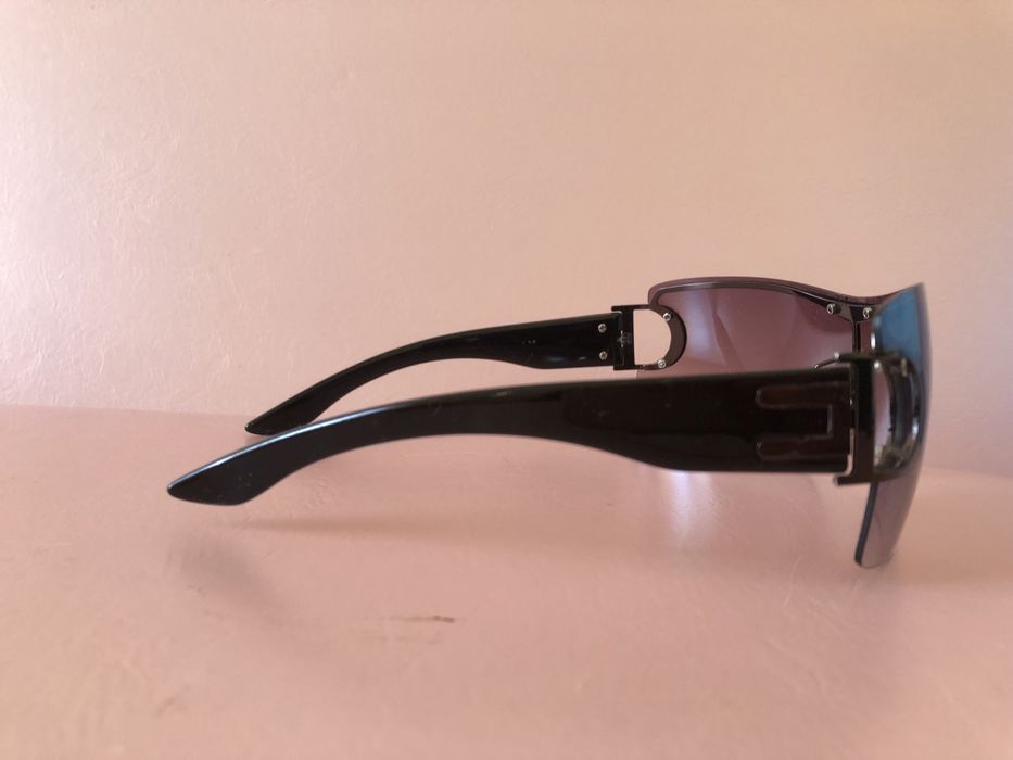 Продаются солнцезащитные защитные очки