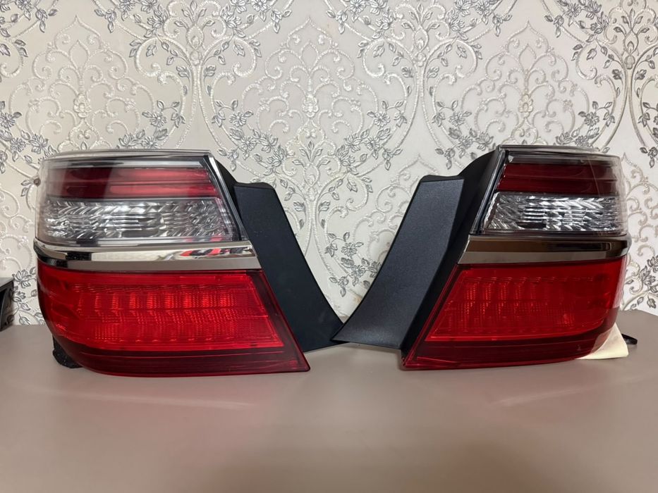 Оригинал фары на крыле Camry 55