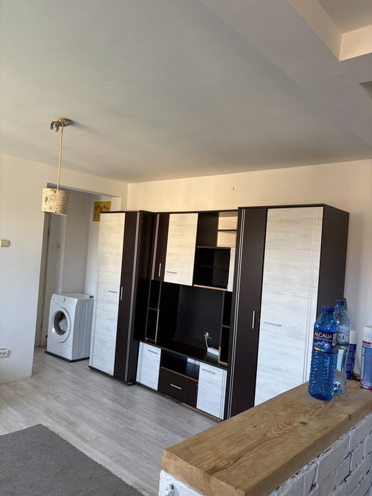 inchiriez apartament
