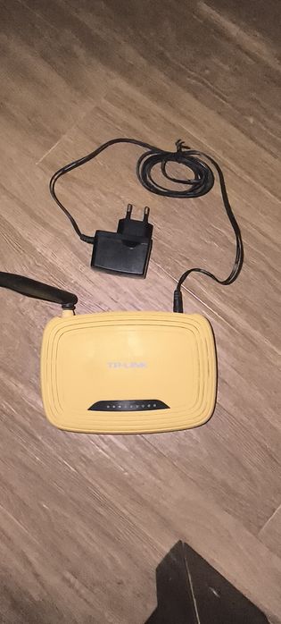 Vând Router TP link TL-WR740N