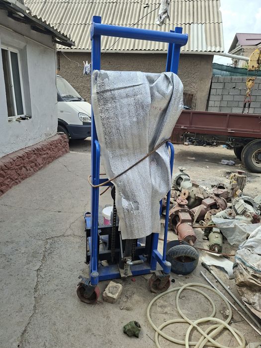 Продаётся штабелер 2т