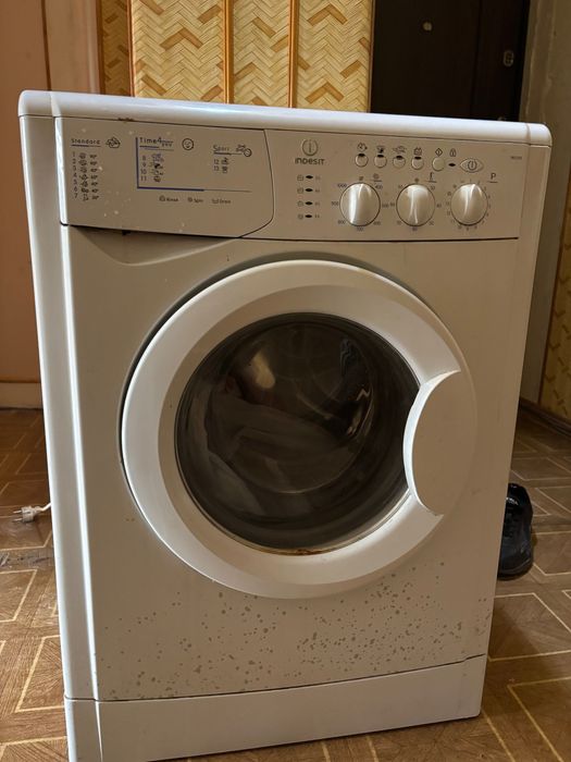 стиральная машинка Indesit wil 105