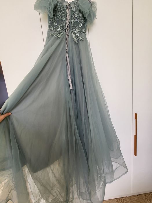 Продам выпускное платье