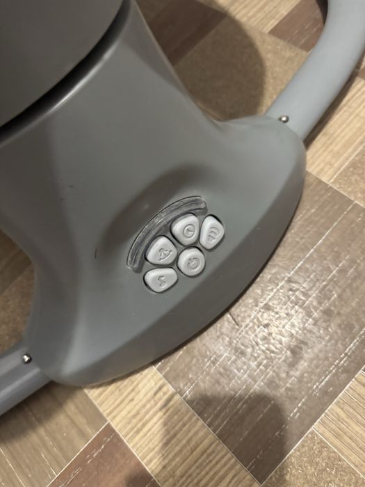 Шезлонг детский 4-5 мес