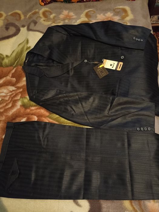 Yangi kiyilmagan Kastyum shim