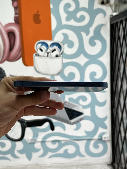 iPhone 13   Mini