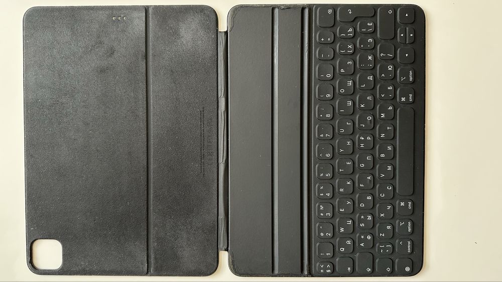 Smart Keyboard Folio для 10.1