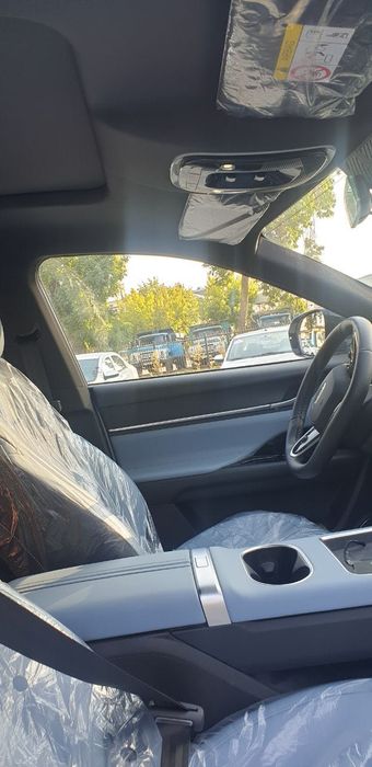 Продаётся электромобиль