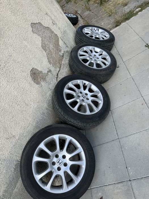 Джанти с летни гуми Хонда ЦРВ 18/ Honda CRV 225/60/18