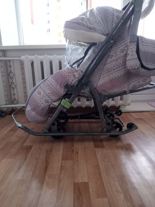 Продам санки в отличном состоянии