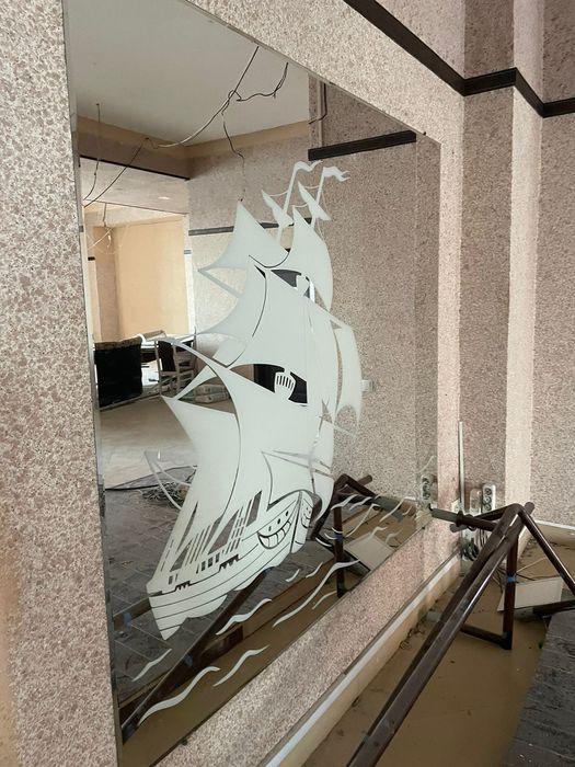 Продам зеркало (180×200)