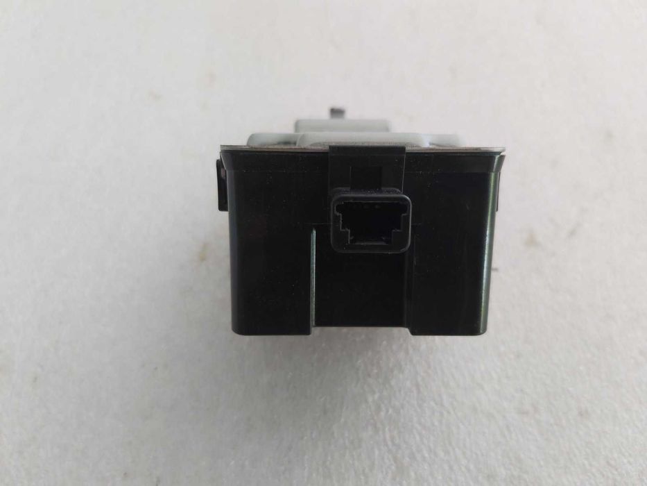 Keyless entry module Mazda 3