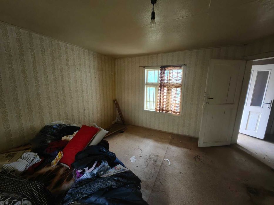 Продава се Къща в с. Ясеновец, Област Разград - 120 кв.м за 417 €/кв.м - Снимка #7