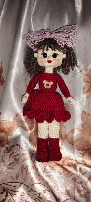 O'yinchoqlar qo'lda to'qilgan