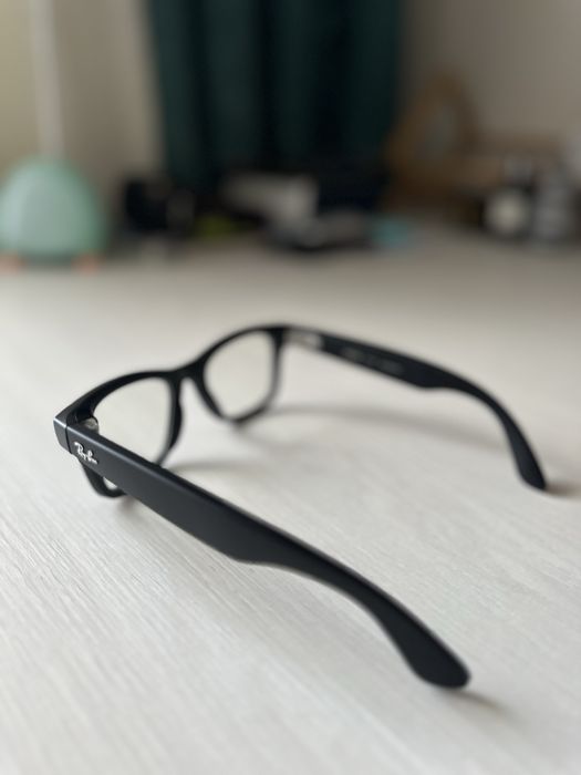 Продаются очки Ray-Ban оригинал