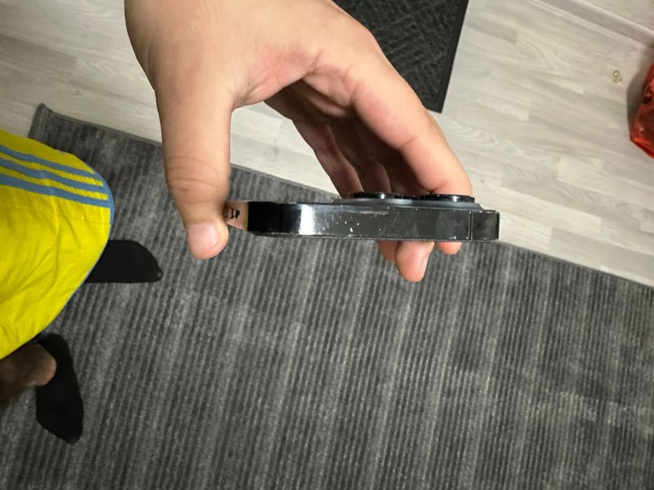 Продам Iphone 14 pro 1 tb
