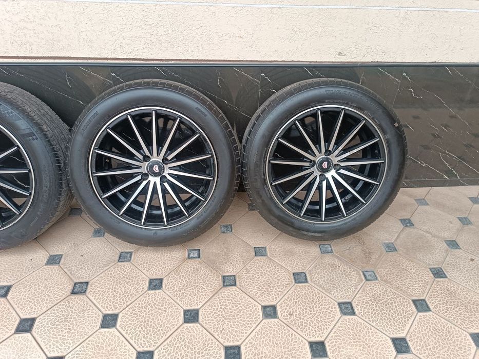 Vossen Diska Balon 215 55 R17 Holati Yaxshi