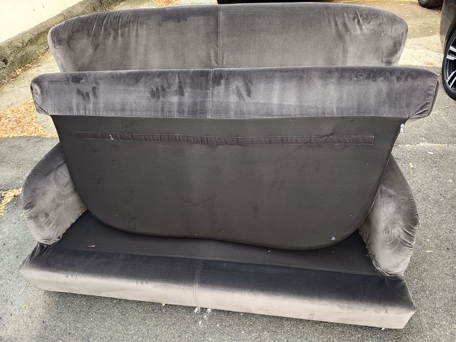 Vând canapea fixa,2 locuri,din gama de lux Musa Italia,Colecția Elain,mobilier italian premium/design high-end