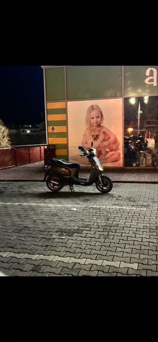 Scuter fara permis pe benzina