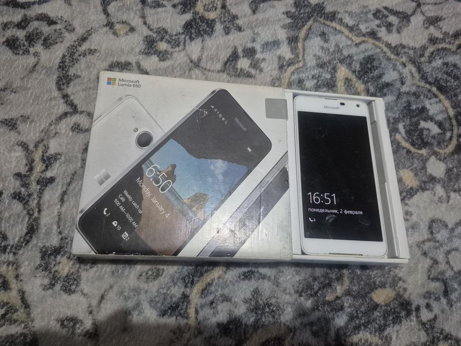 Nokia Lumia 650 продается срочно