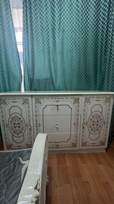 Продам срочно мебель