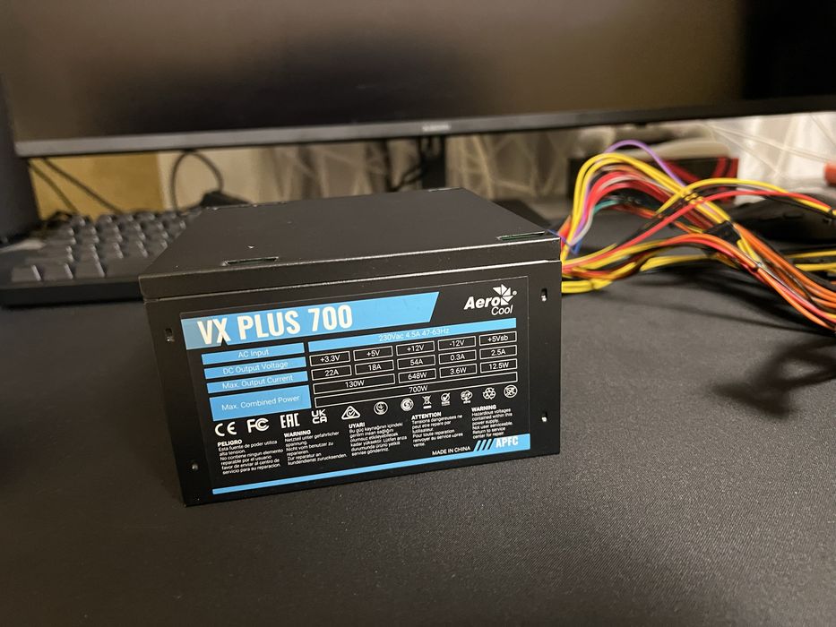 Aero Cool VX Plus 700w