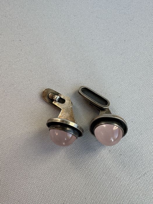 Butoni din argint si cuart roz cabochon