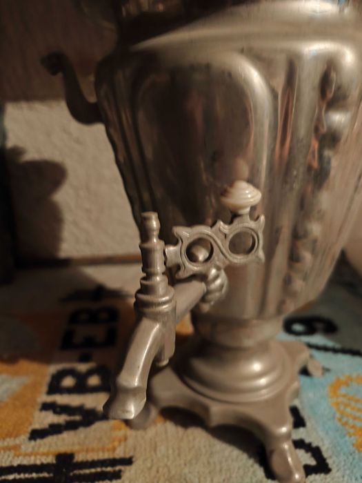 Колекционерски чинии и пособия