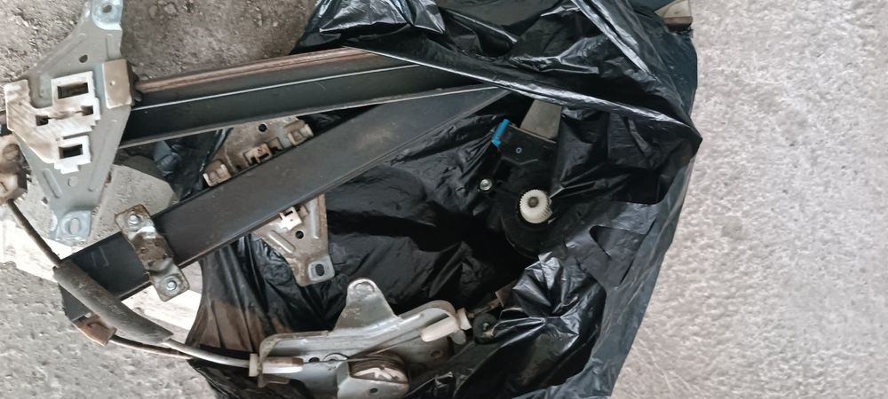 Продам б.у запчасти от Лачетти.