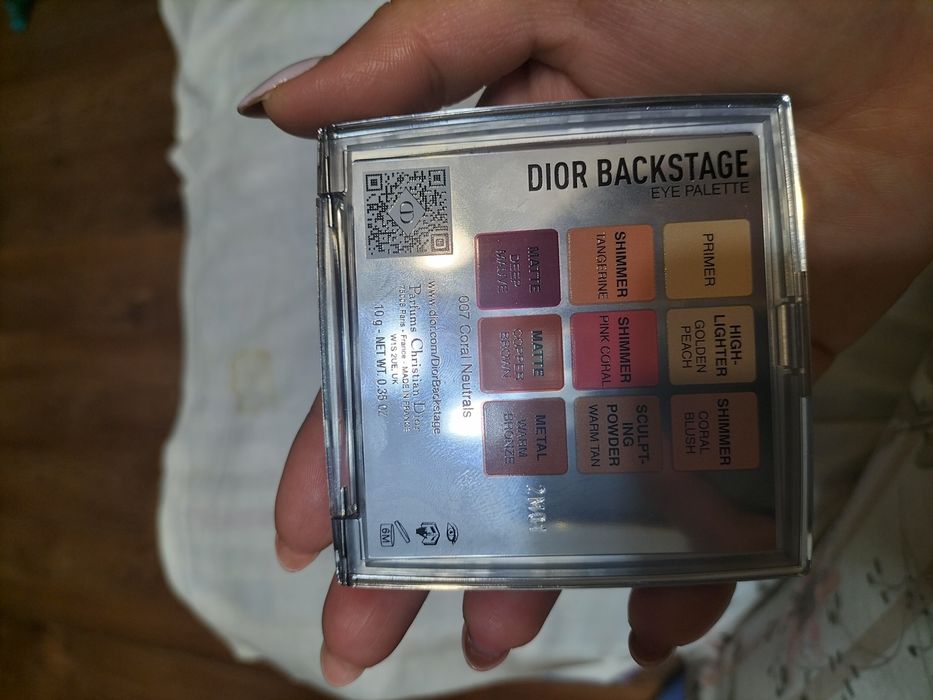 Продам тени Диор новые