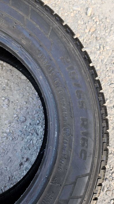 215/65 R16C • Iarna • Pirelli Carrier Winter 109/107R | 2 buc | Pret/buc